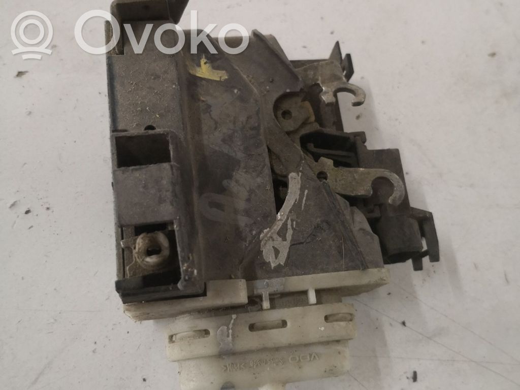 Front door lock   8D1837016A