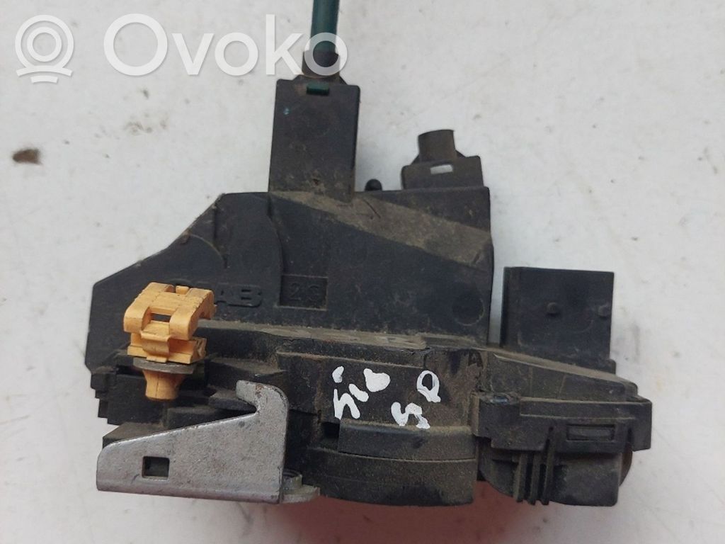 Etuoven lukko   1705