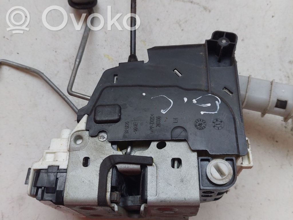Etuoven lukko   921220