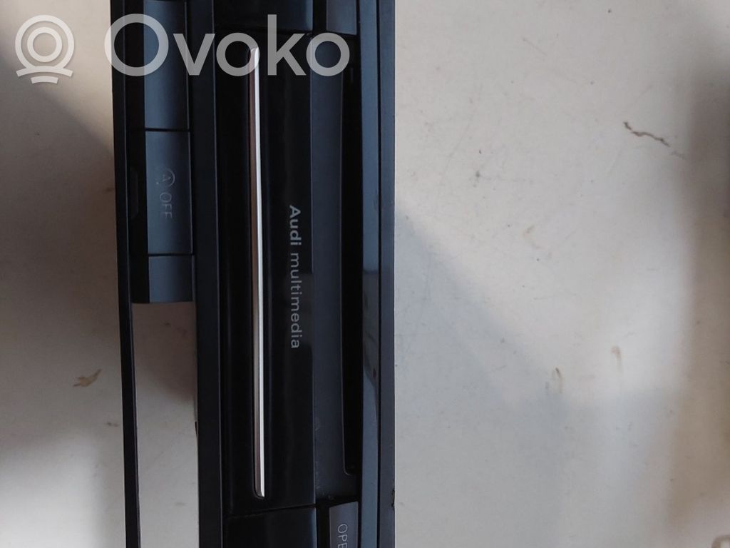 Autres unités de commande / modules   8R1035670J