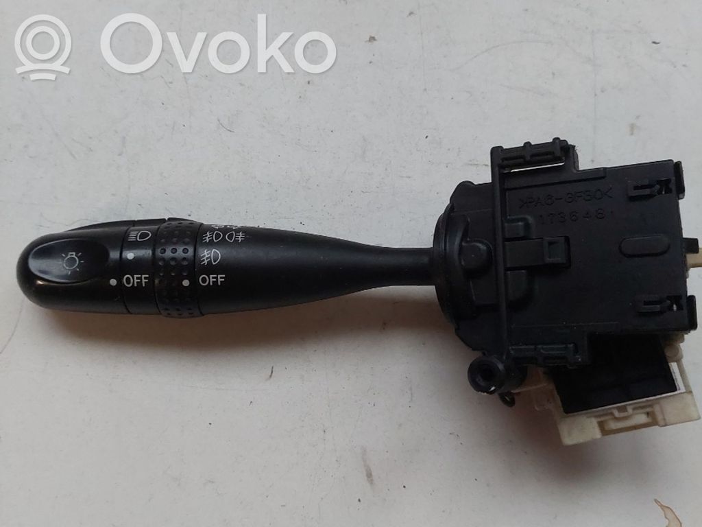 Toyota Corolla E120 E130 Leva indicatori 