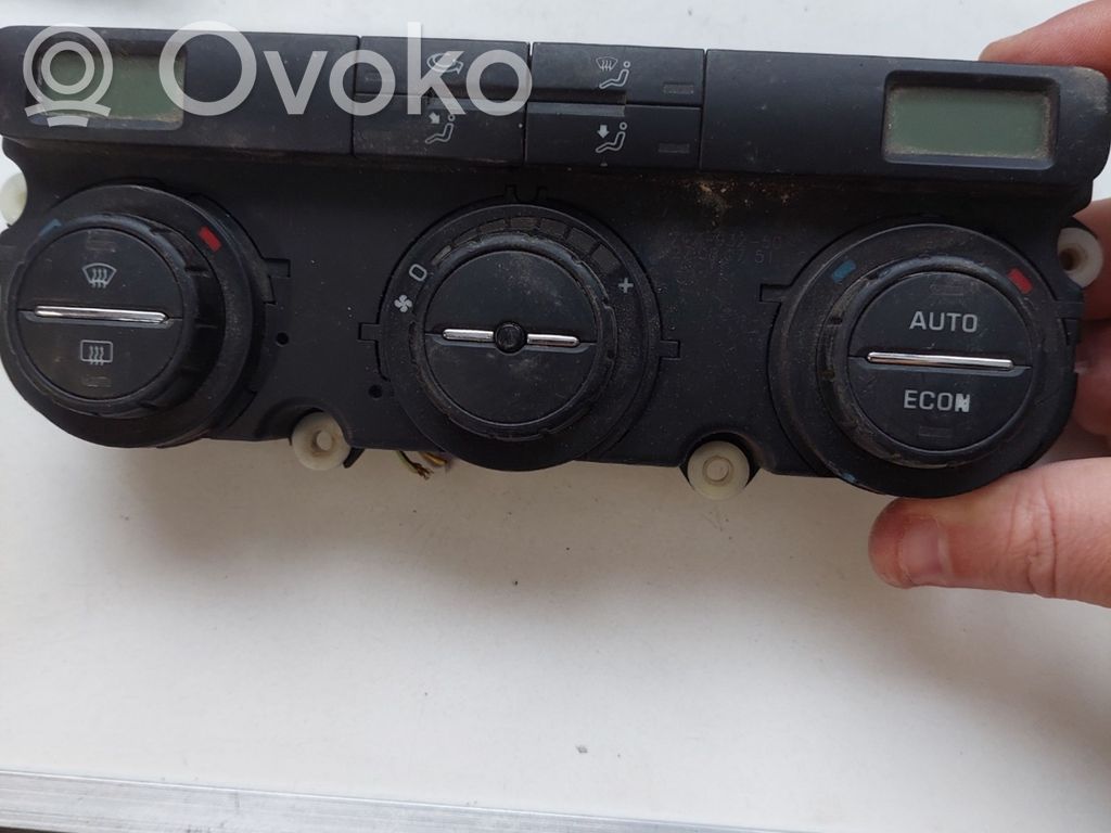 Climate control unit   3T0907044AK