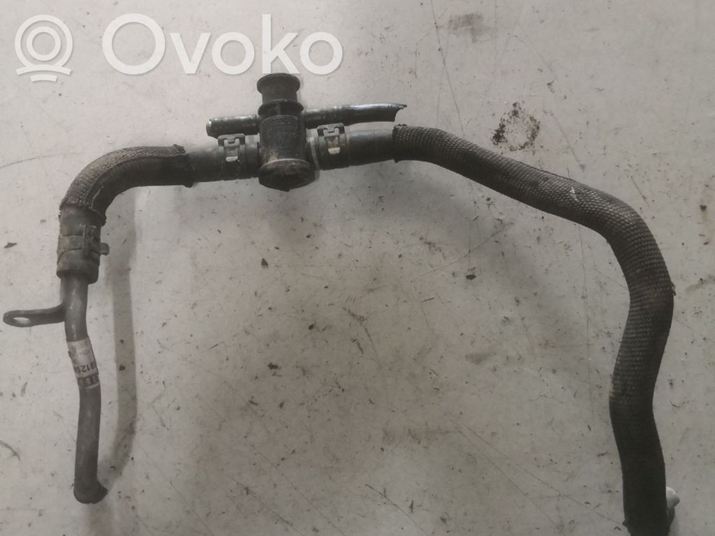 Audi A8 S8 D4 4H Engine coolant pipe/hose 