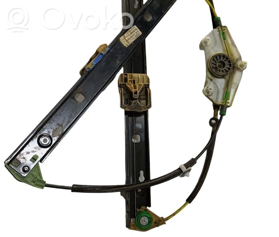 Mécanisme de ventilation/verre   4H0837462A