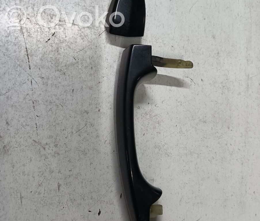 Manecilla externa puerta delantera   51217034452