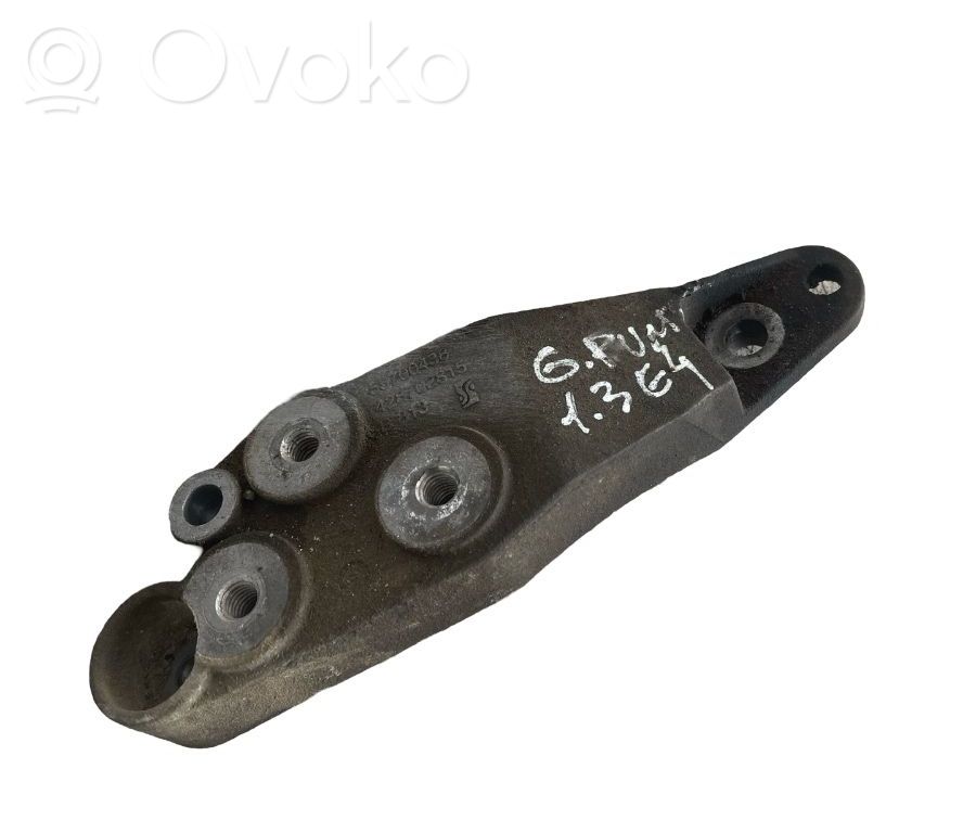 Fiat Grande Punto Vaihdelaatikon kannake 