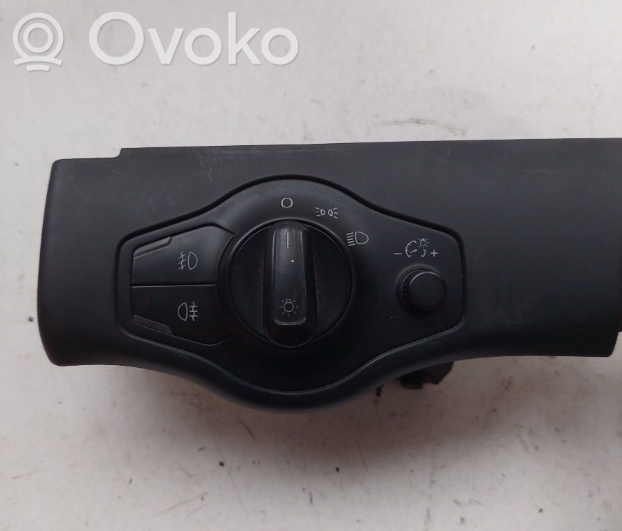 Panel lighting control switch   8K0941531B