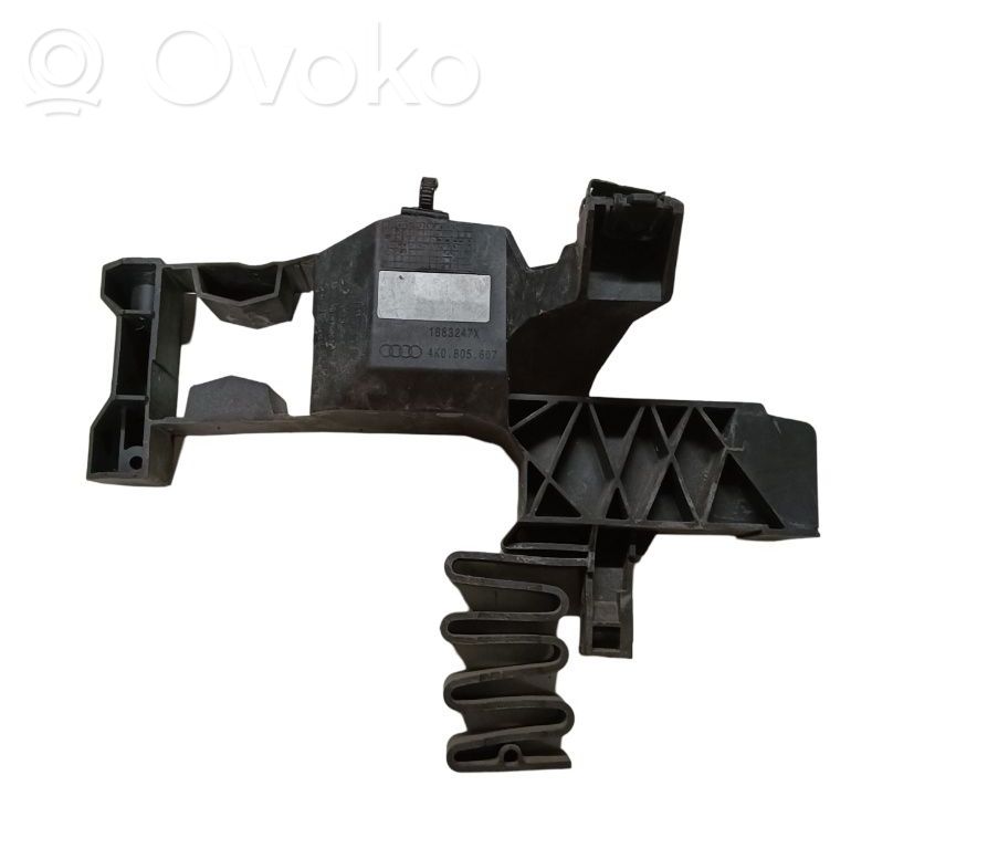 Audi A6 S6 C8 4K Headlight/headlamp mounting bracket 