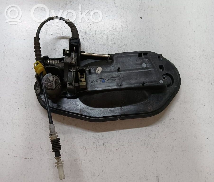 BMW 5 E60 E61 Front door lock (next to the handle) 