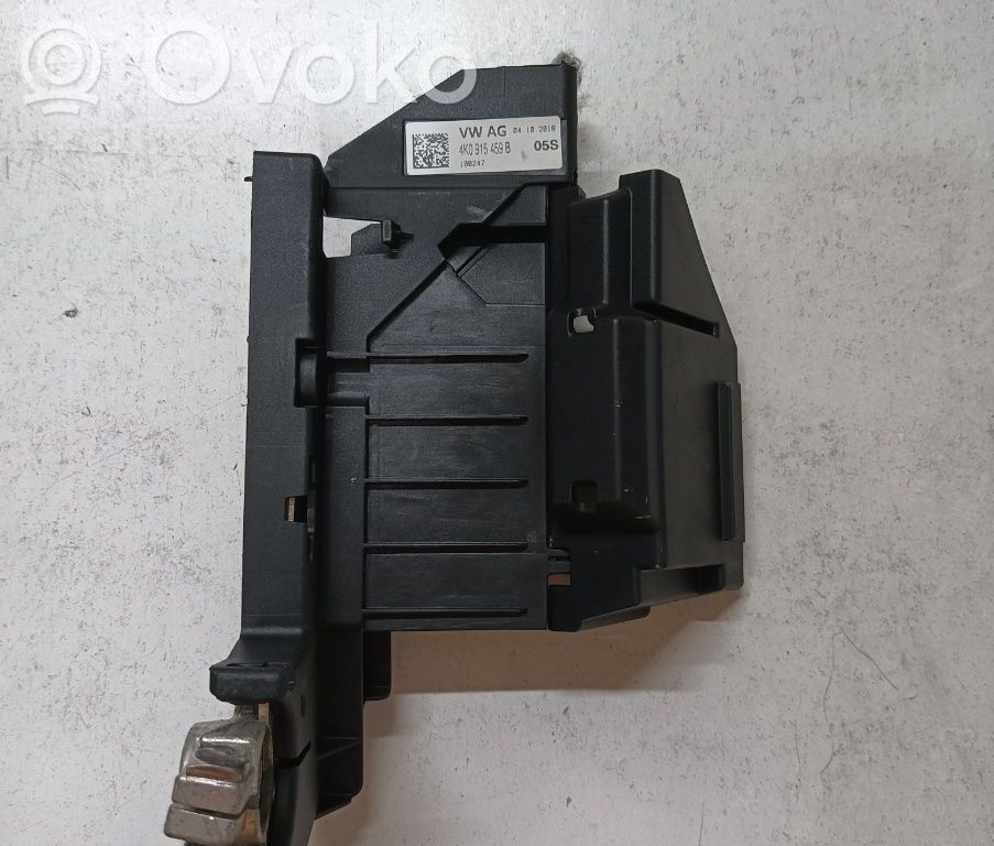 Audi A6 S6 C8 4K Cavo positivo (batteria) 