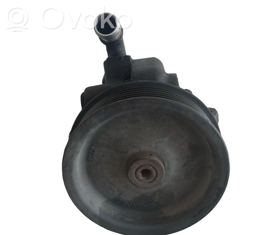 Ohjaustehostimen pumppu   YC1E3A733AC