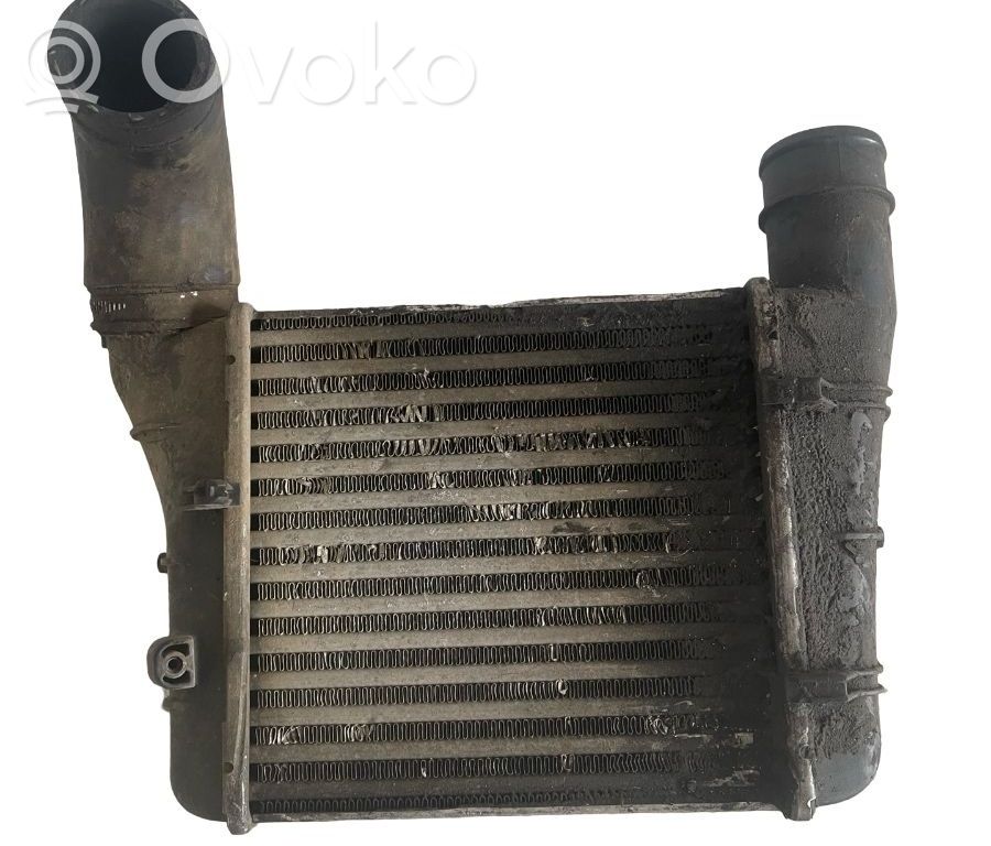 Radiador intercooler   8E0145805F