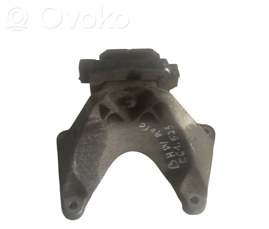 BMW 5 E60 E61 Gearbox mounting bracket 
