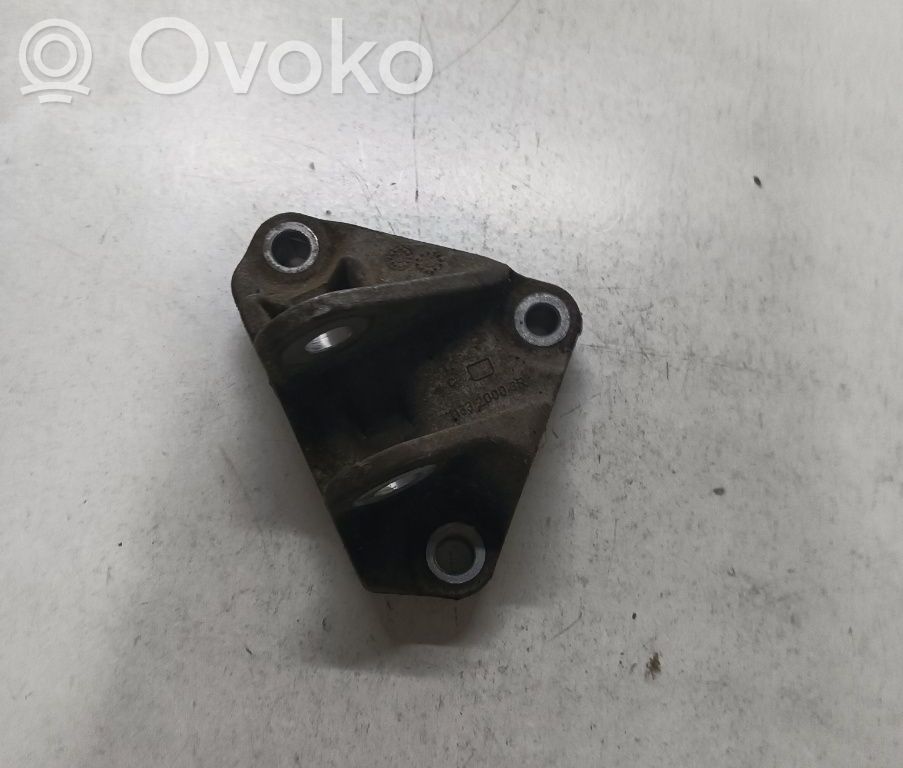 Engine mount bracket   113320003R