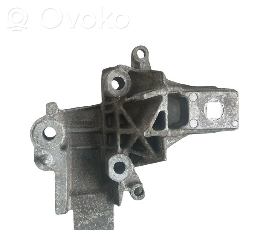 Renault Kangoo II Engine mount bracket 