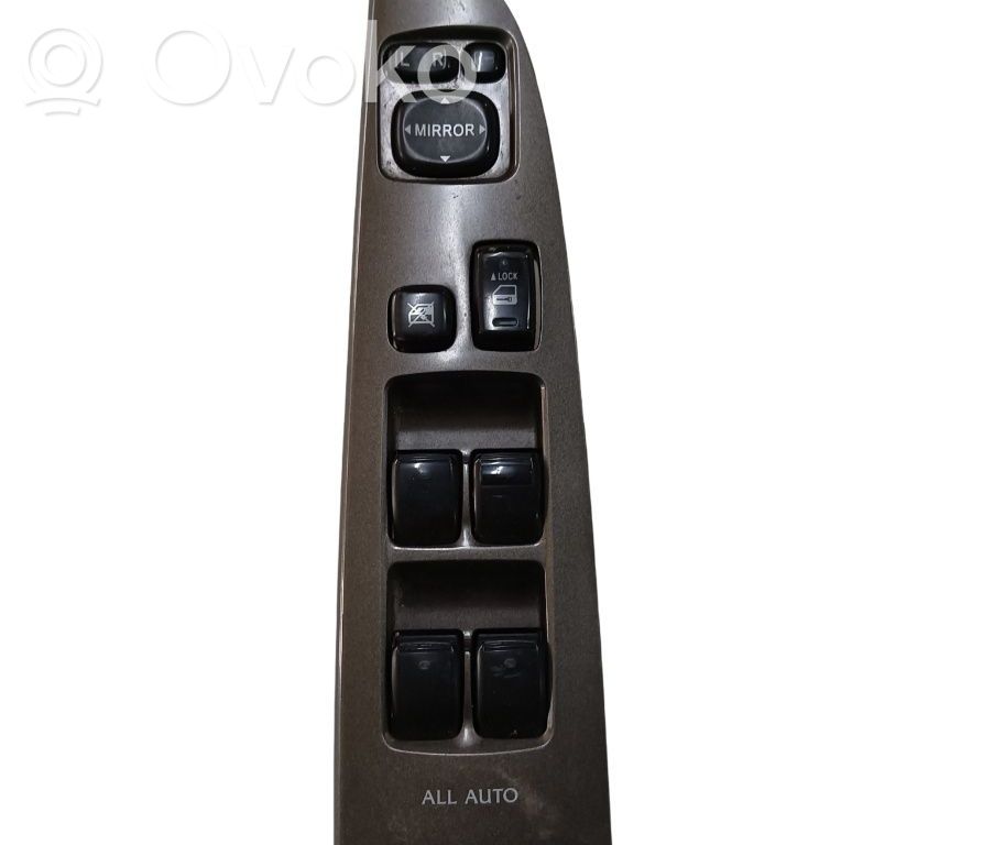 Electric window control switch   8404053070