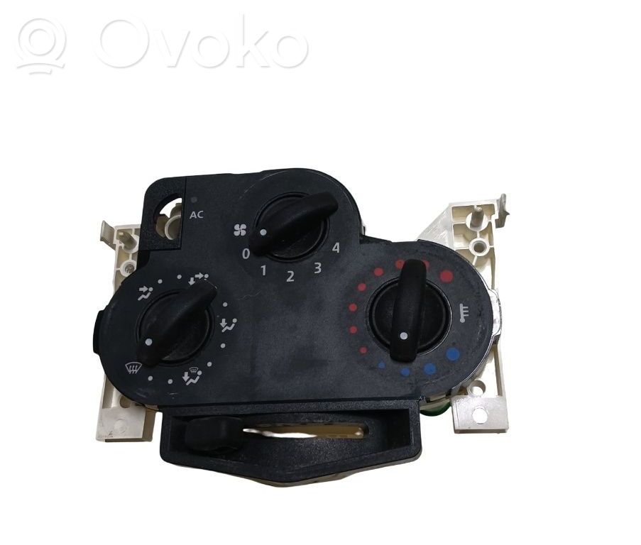 Climate control unit   69577319