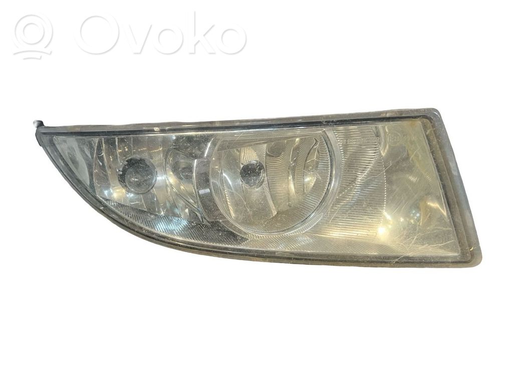 Etusumuvalo   5J0941700B