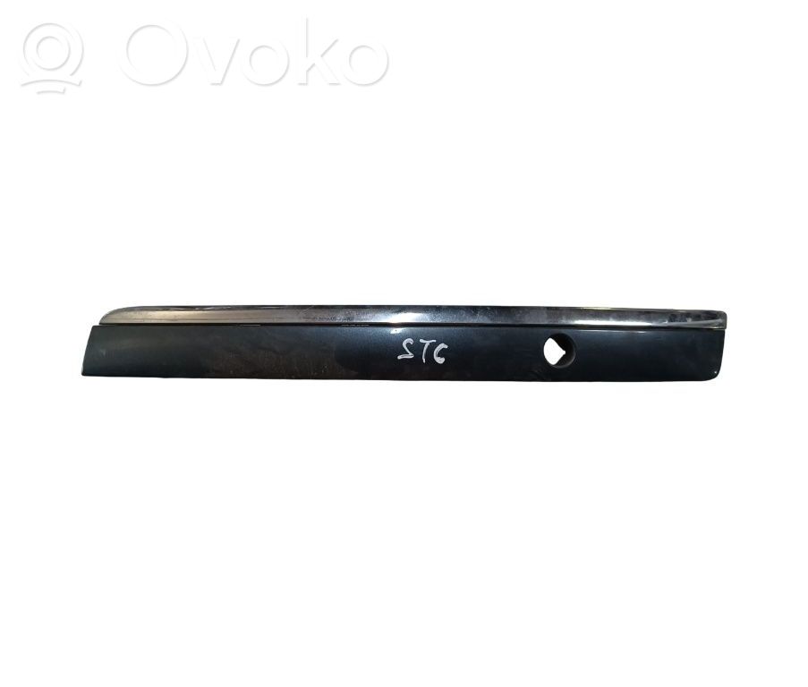 Front bumper splitter molding   4E0807223B