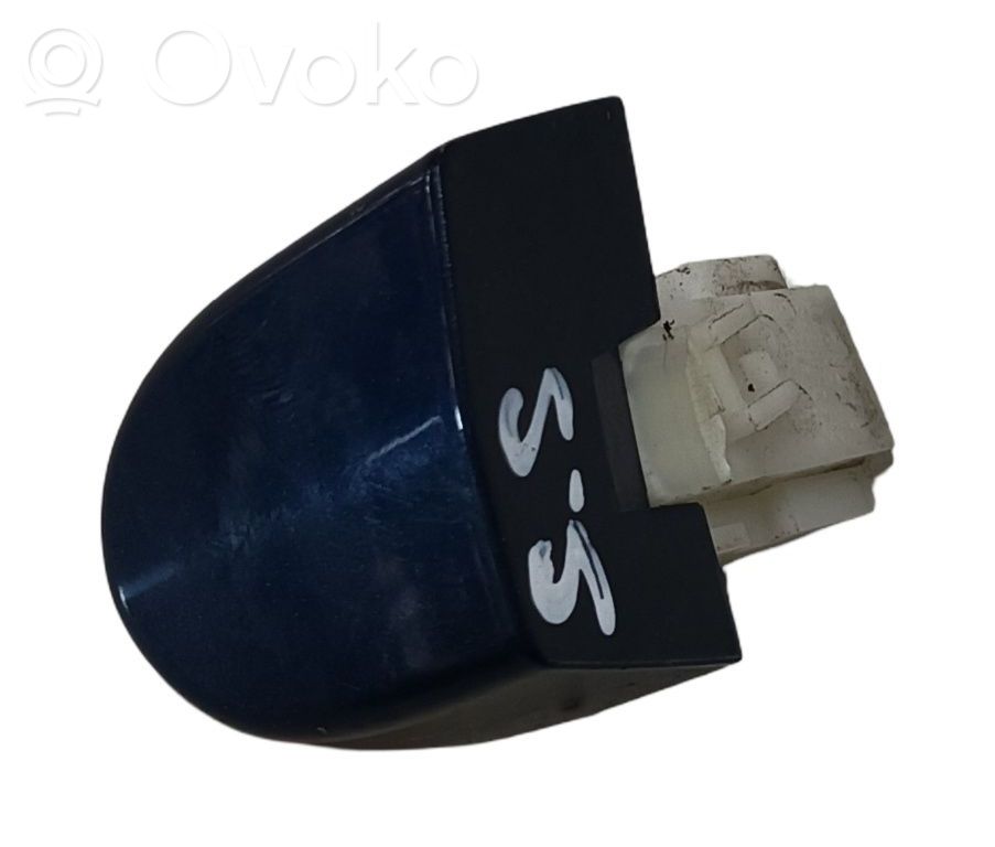 BMW X1 E84 Tapa manecilla puerta trasera 