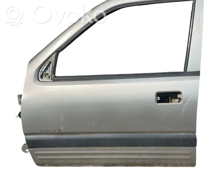 Opel Frontera B Puerta delantera 