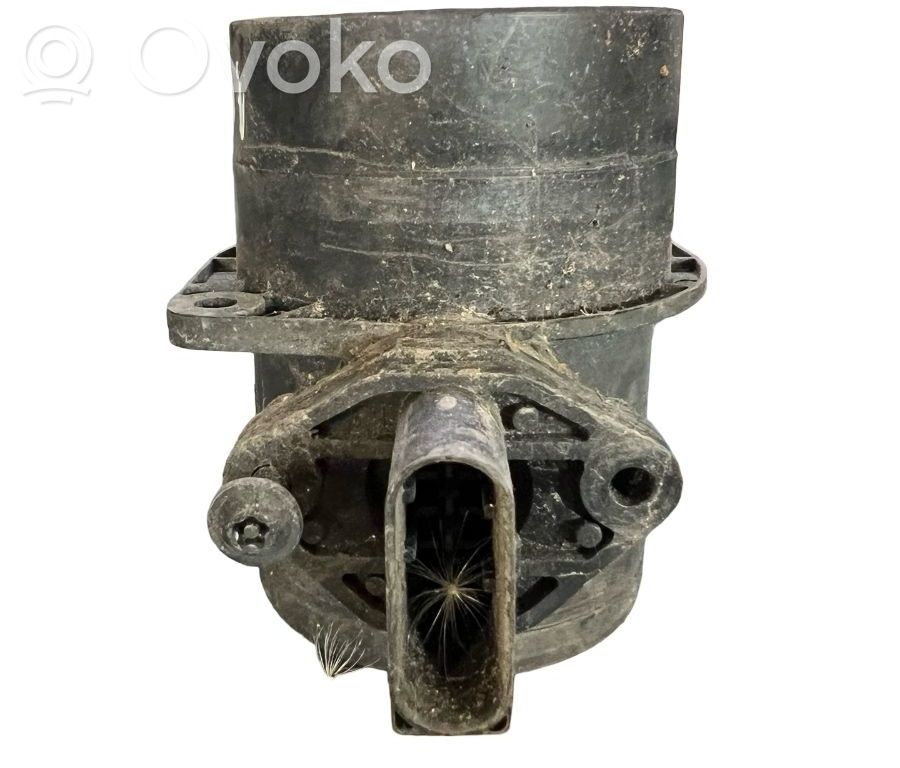 Audi TT Mk1 Przepływomierz masowy powietrza MAF 