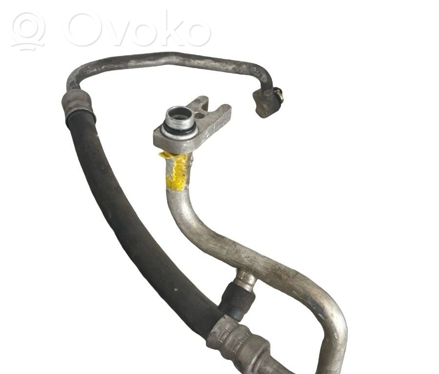 Air conditioning (A/C) pipe/hose