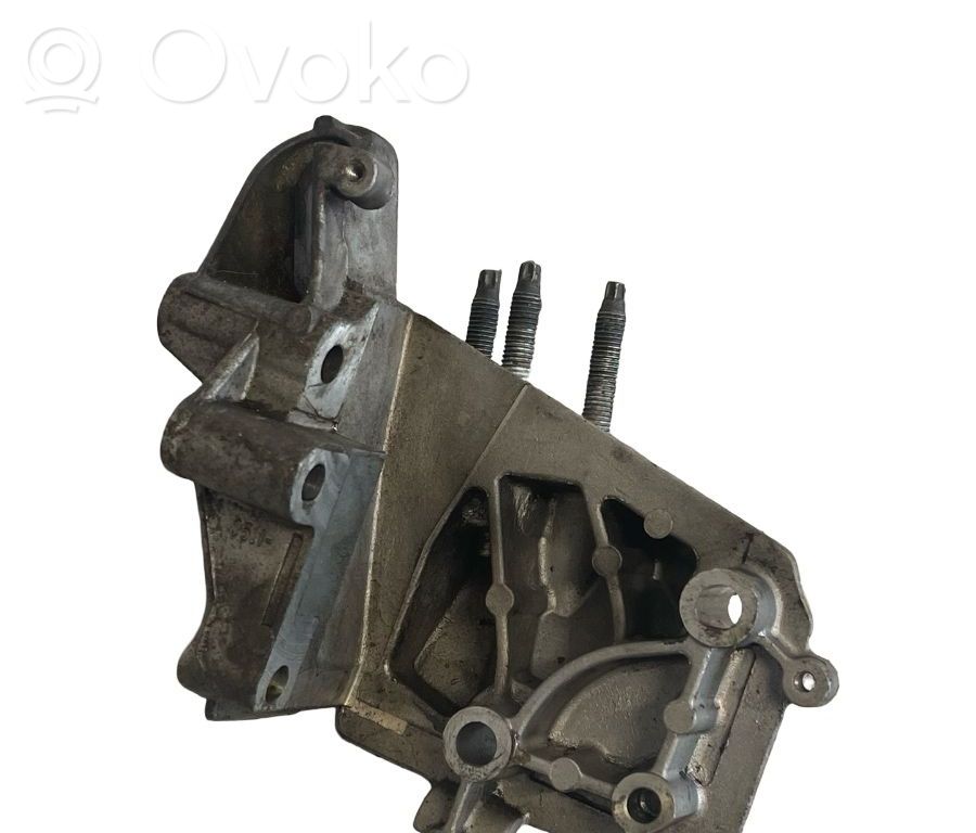 Ford Focus Soporte de montaje del motor (Usadas) 