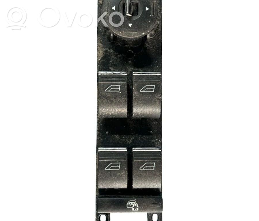 Interruptor del elevalunas eléctrico   BM5T14529AB