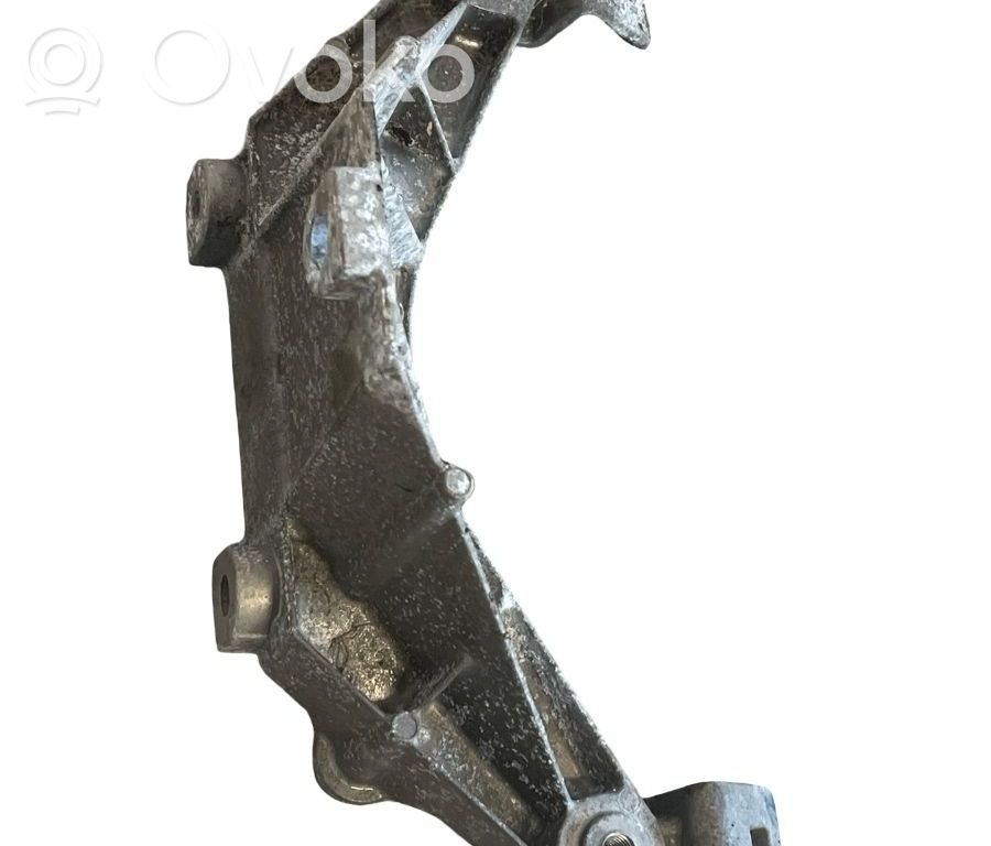 Engine mount bracket   713723804