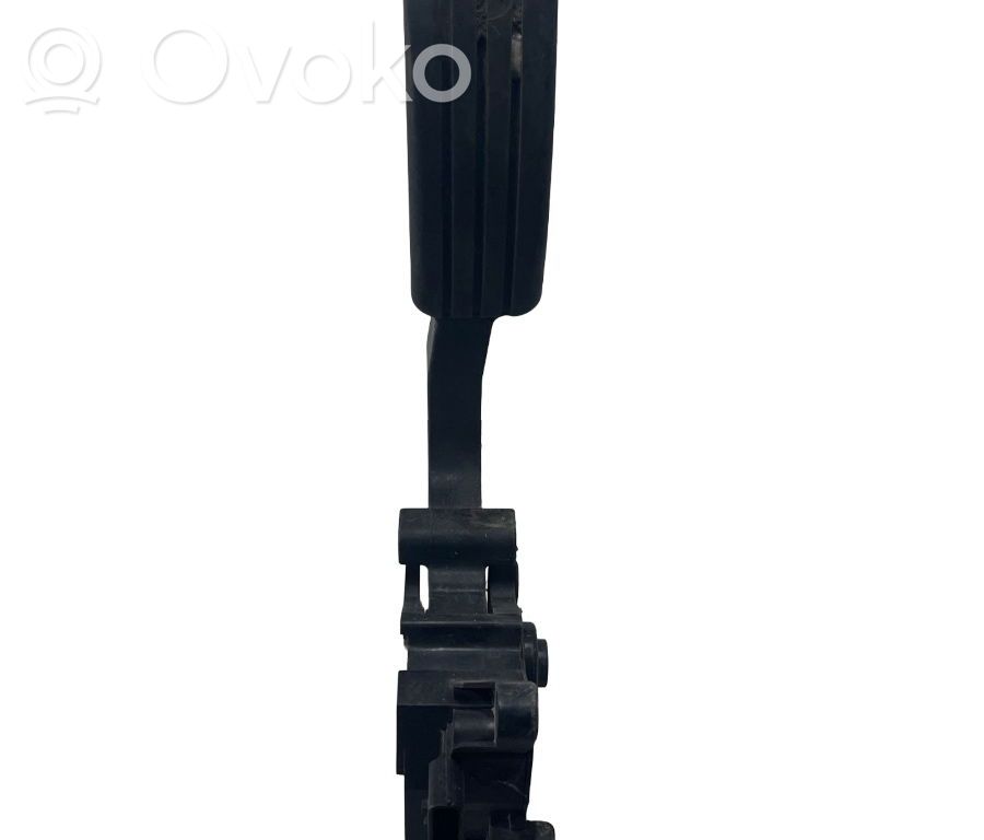 Accelerator throttle pedal   180023122R