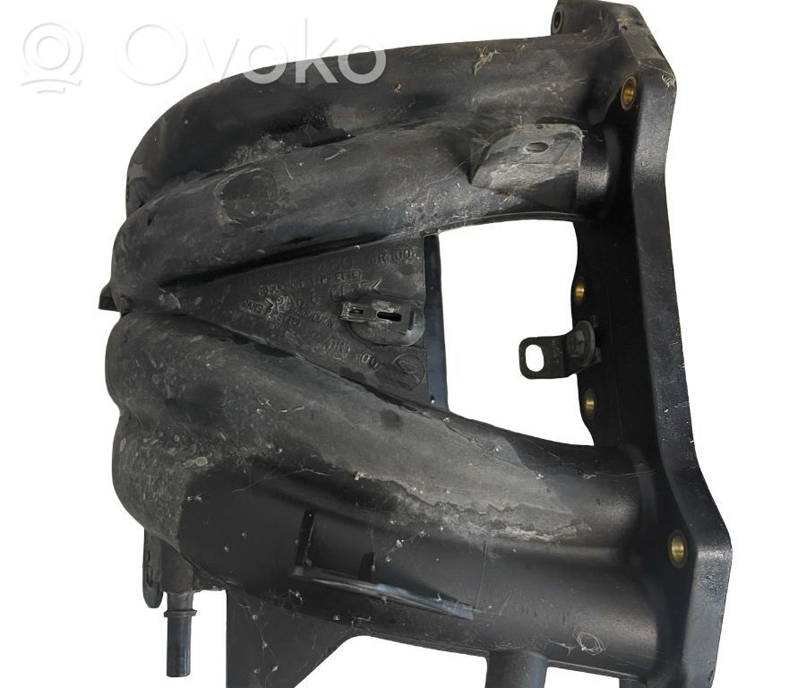 Peugeot 206 Colector de admisión 