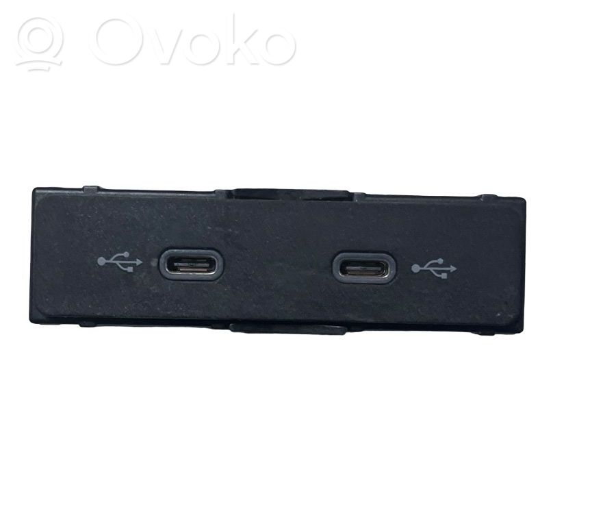 USB socket connector   575035736A