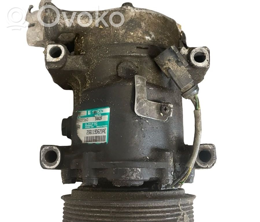 Ilmastointilaitteen kompressorin pumppu (A/C)   2S6119D629AE