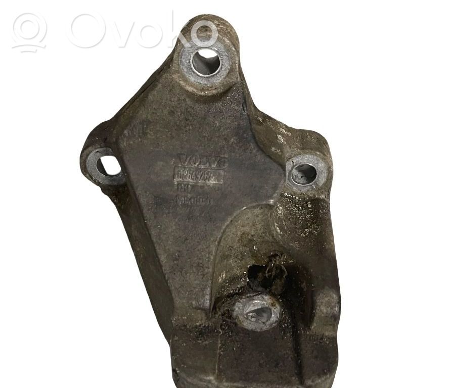 Soporte de montaje del motor   08649262