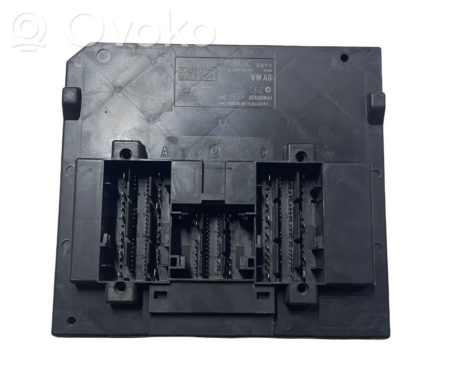 Mukavuusmoduuli   5Q0937084DC