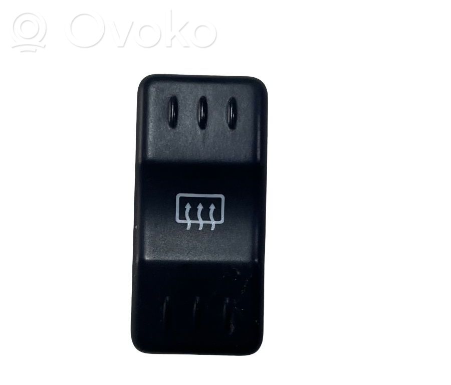 Windscreen/window heater switch   399387