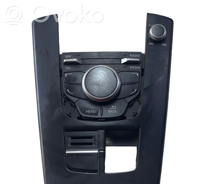 Center console   8V0919614B