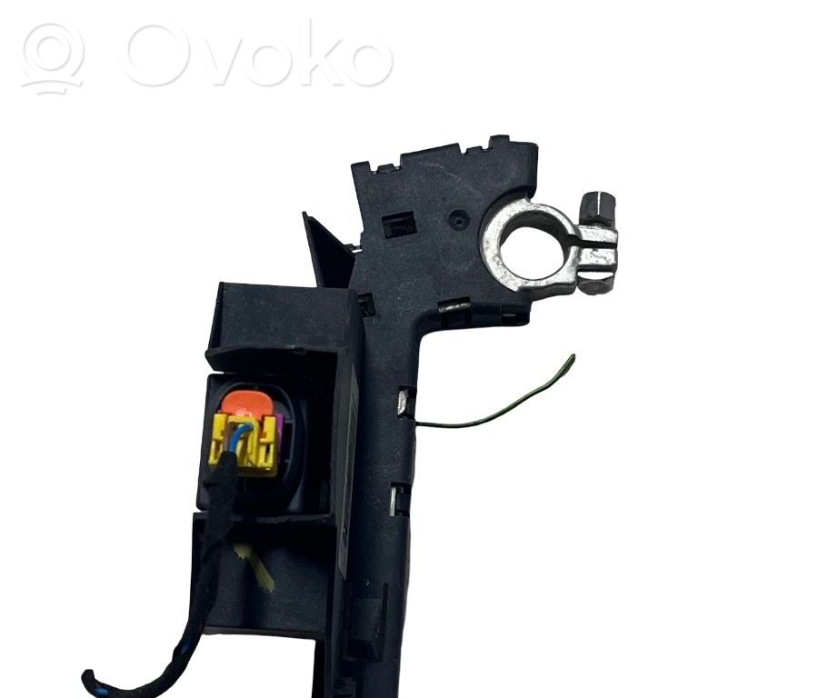 Cable positivo (batería)   K98J4590