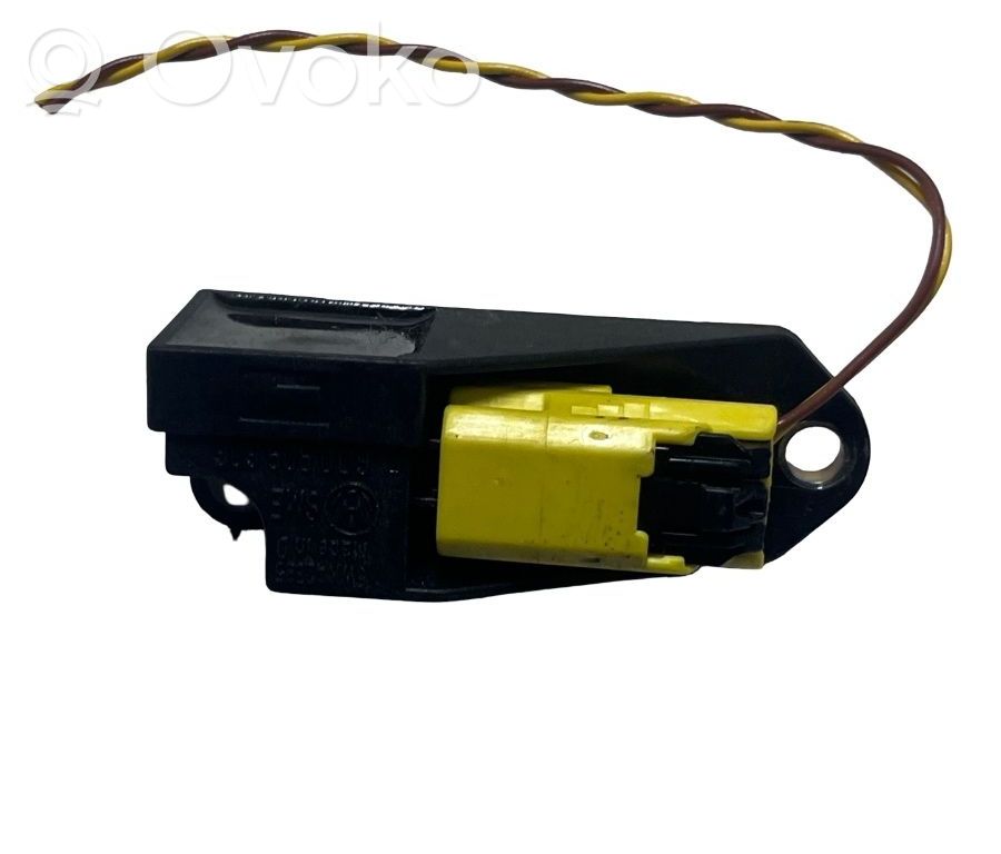 Volkswagen Golf IV Airbagsensor Crashsensor Drucksensor 