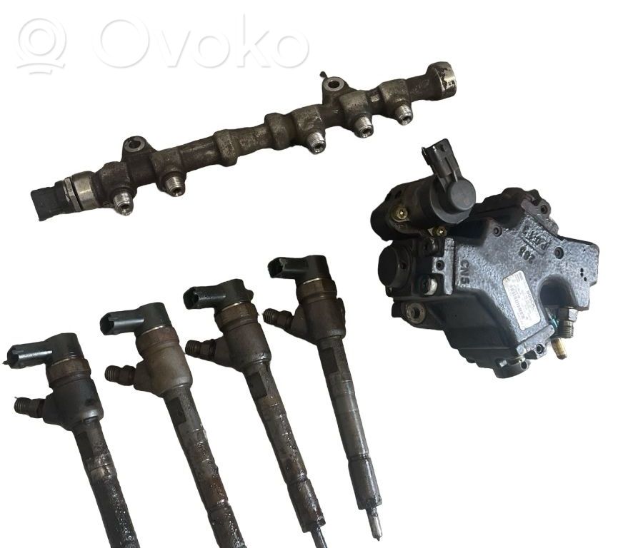 Opel Corsa D Set injectoare combustibil 
