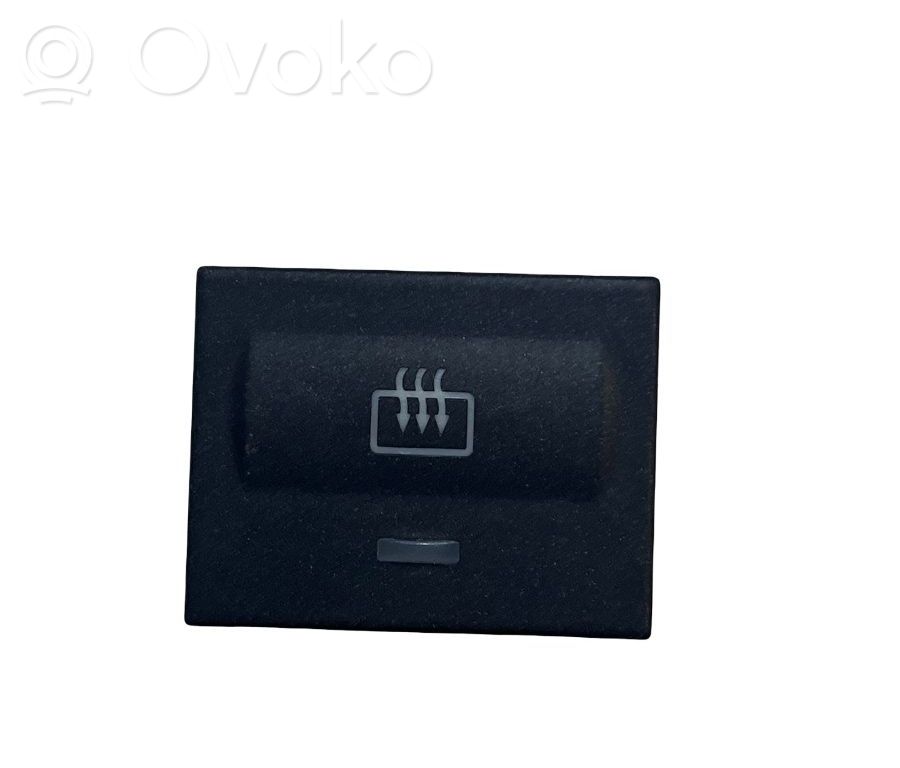 Ford C-MAX I Windscreen/window heater switch 