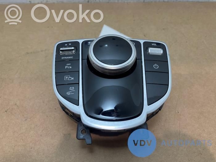 Mercedes-Benz C W205 Bedieneinheit Controller Multimedia 