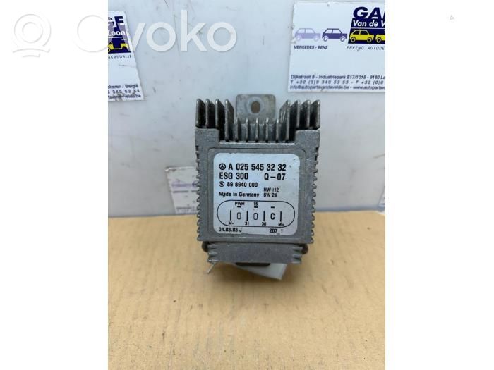 Mercedes-Benz E W210 Fan control module 