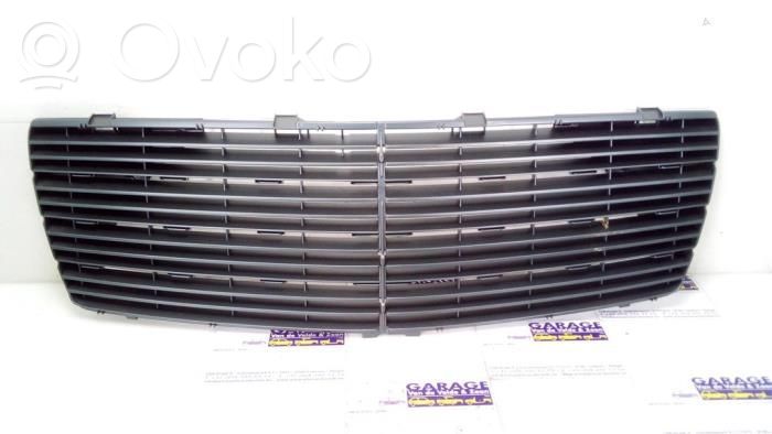 Mercedes-Benz S W140 Maskownica / Grill / Atrapa górna chłodnicy 