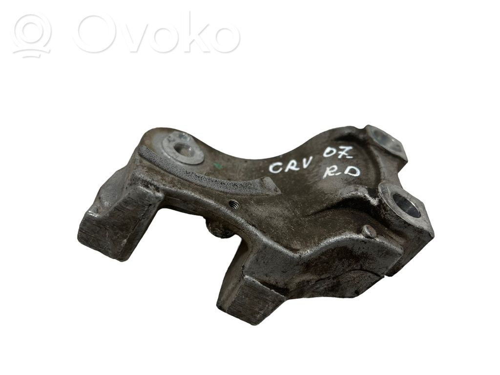 Honda CR-V Engine mounting bracket 
