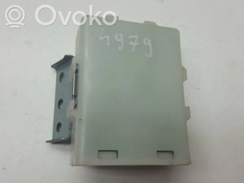 Subaru Tribeca Korin keskiosan ohjainlaite 