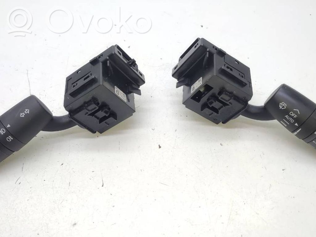 Headlight wiper switch
