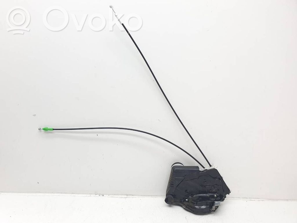 Toyota Yaris Etuoven lukko 