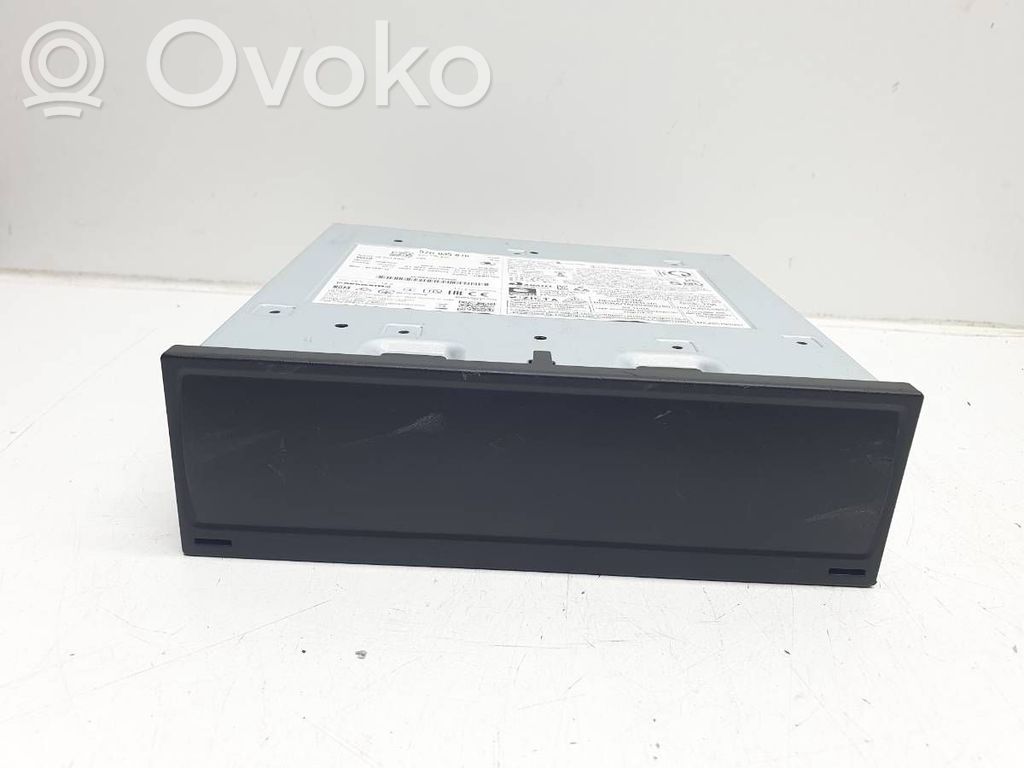 Skoda Superb B9 Stacja multimedialna GPS / CD / DVD 